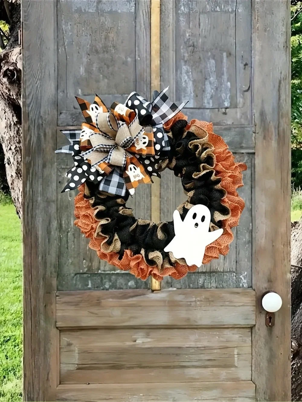 Halloween Decorative Ghost Wreath